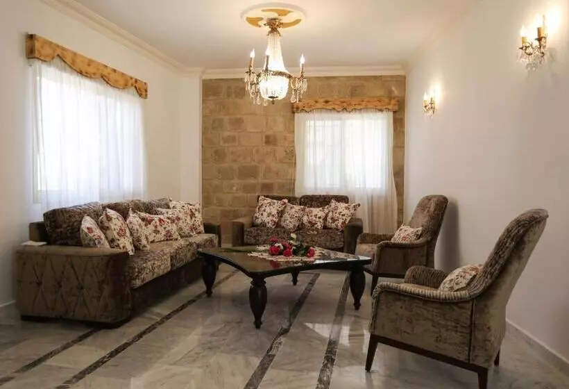 Tyre Boutique Apartments