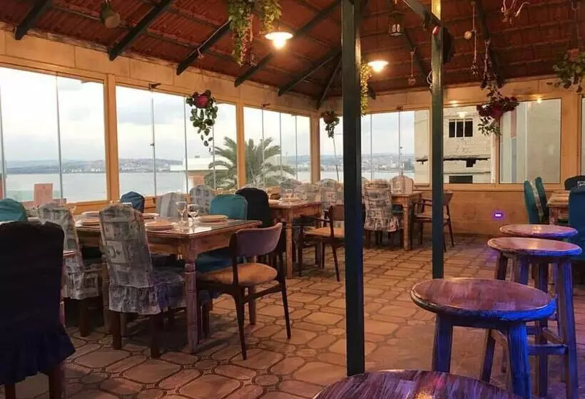 Tyre Boutique Apartments