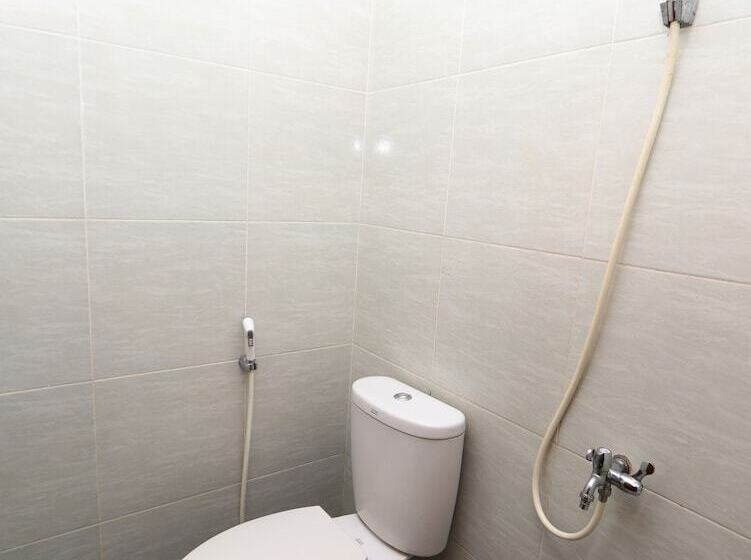 הוסטל Kamar Keluarga Bandara Iii Syariah