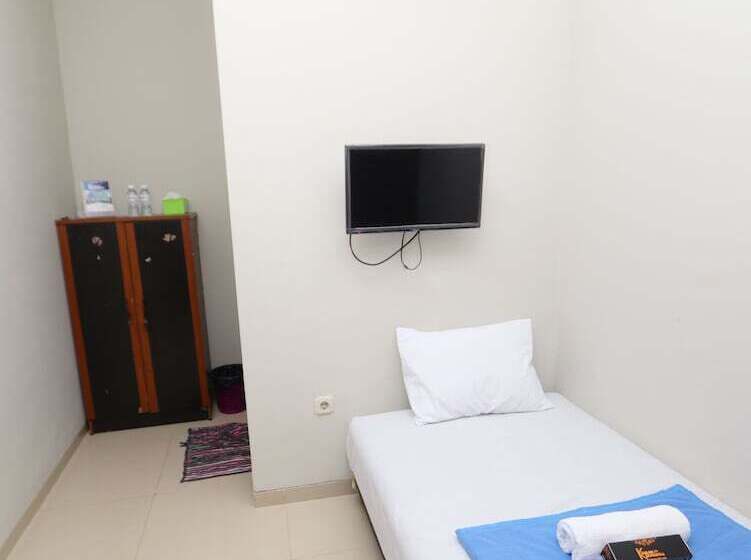 הוסטל Kamar Keluarga Bandara Iii Syariah