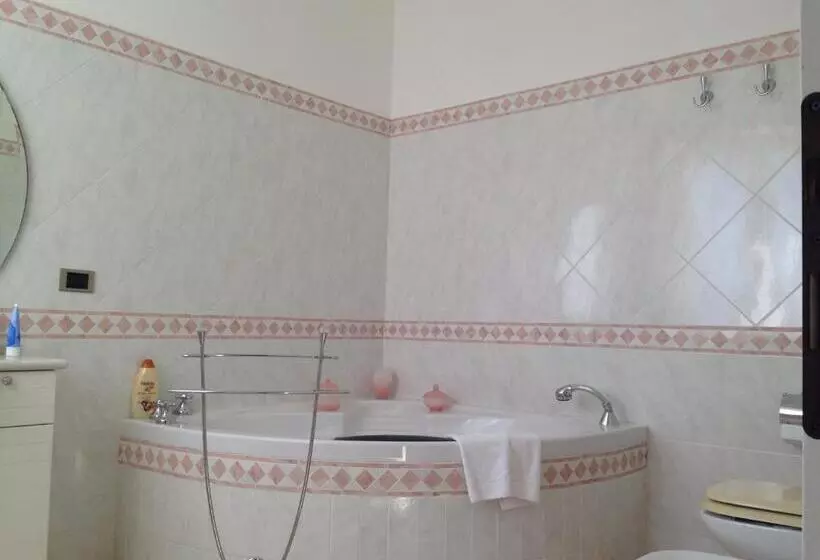 Aamiaismajoitus (B&B) Villa Diana Affitta Camere