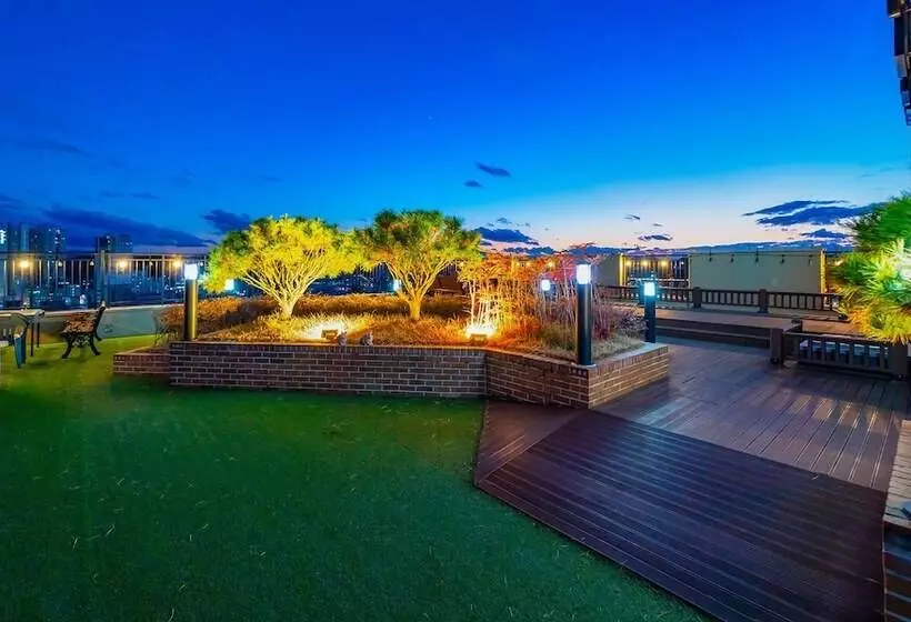 Hotelli Golden Tulip Essential Namgang