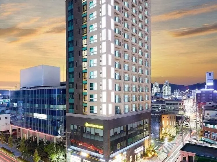 Hotelli Golden Tulip Essential Namgang