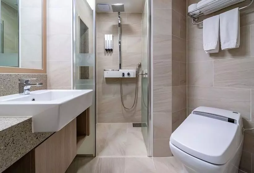 Hotelli Golden Tulip Essential Namgang