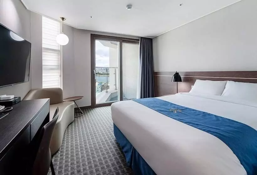 Hotelli Golden Tulip Essential Namgang