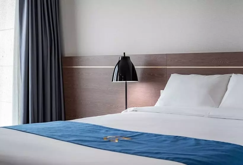 Hotelli Golden Tulip Essential Namgang