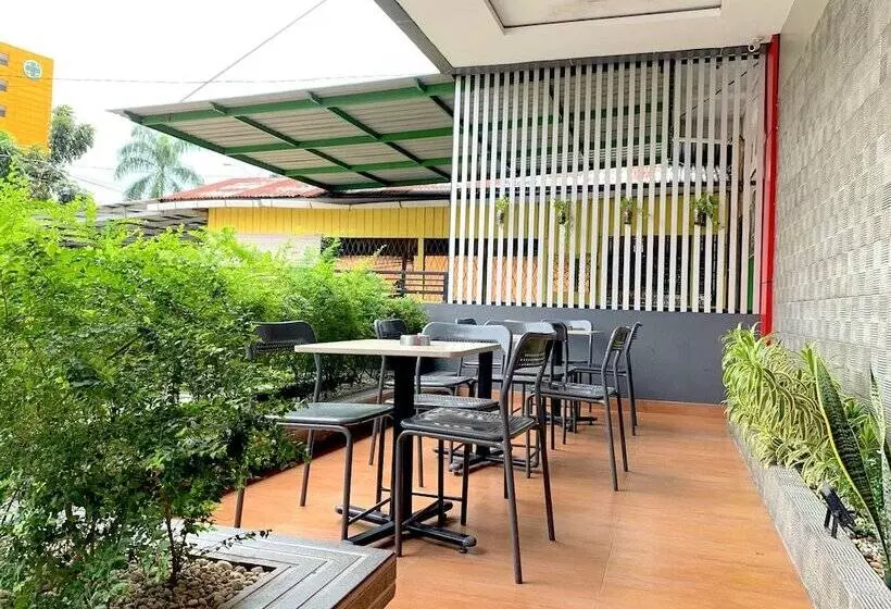 Hotelli Parma Star