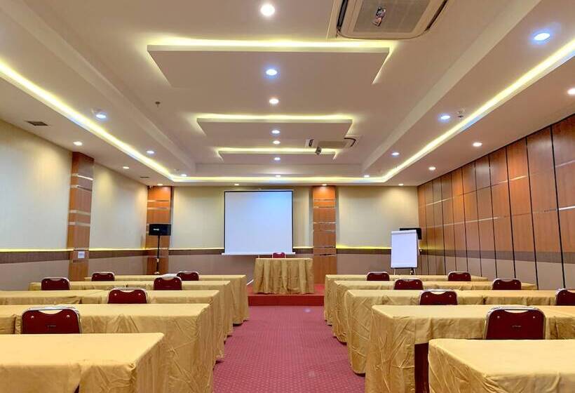 ホテル Parma Star