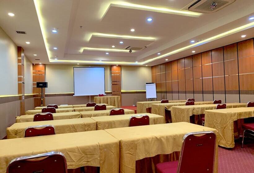 ホテル Parma Star