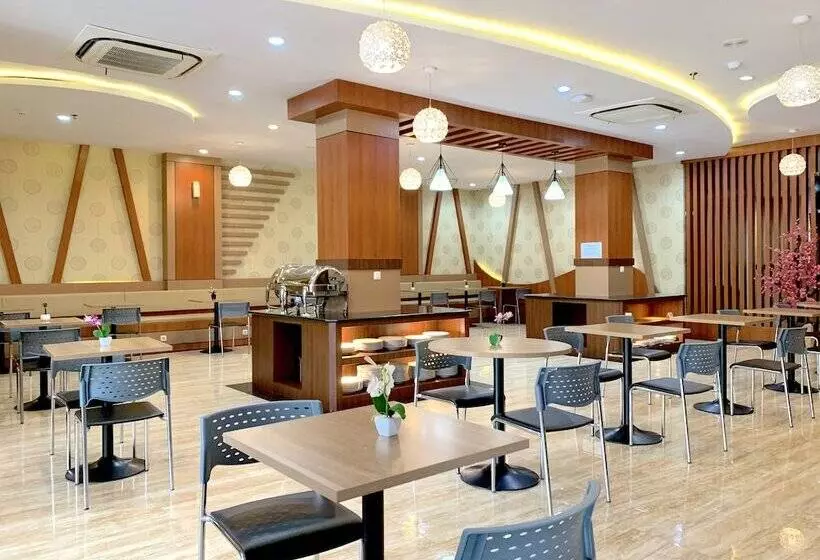 Hotelli Parma Star