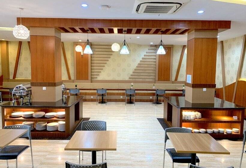 ホテル Parma Star