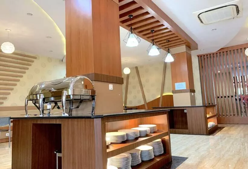 Hotelli Parma Star