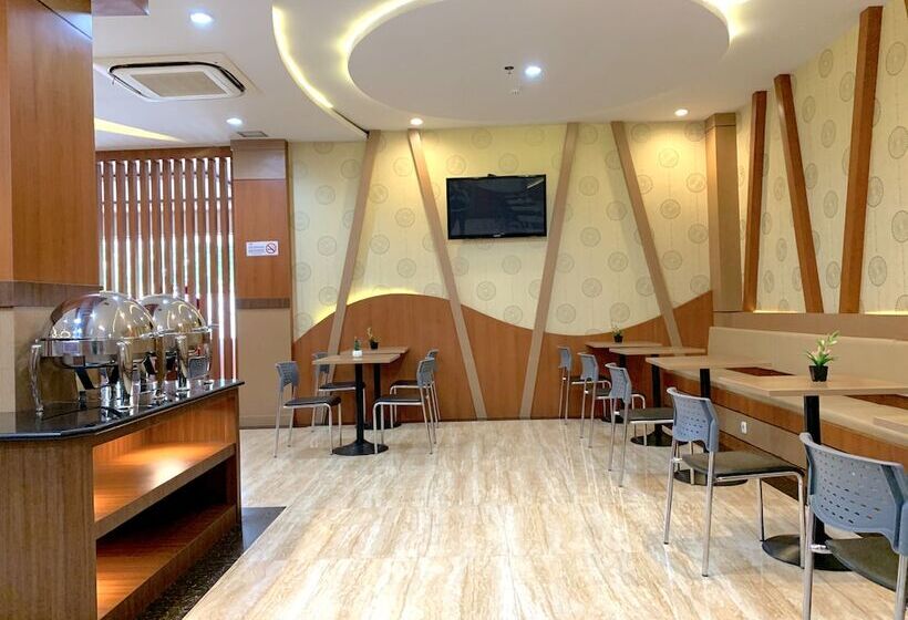 ホテル Parma Star