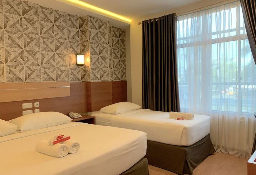 ホテル Parma Star