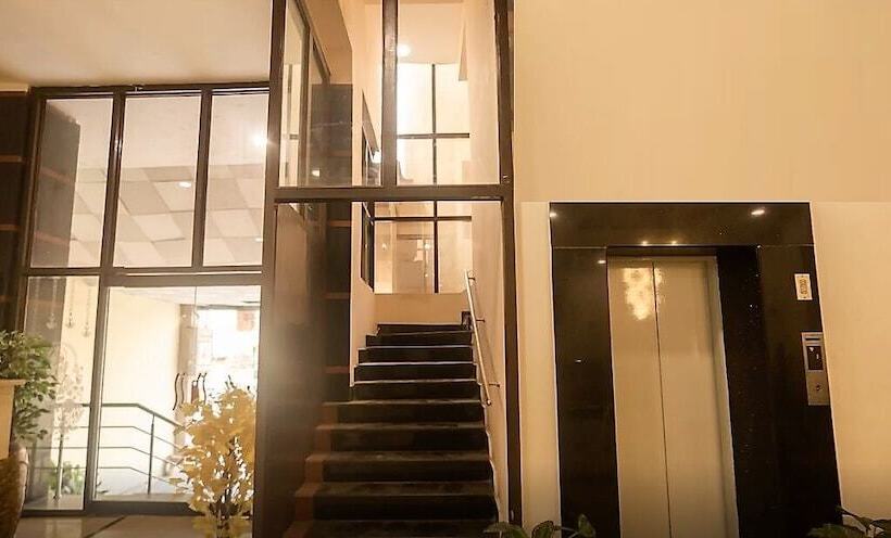 酒店 Sashi Paradise