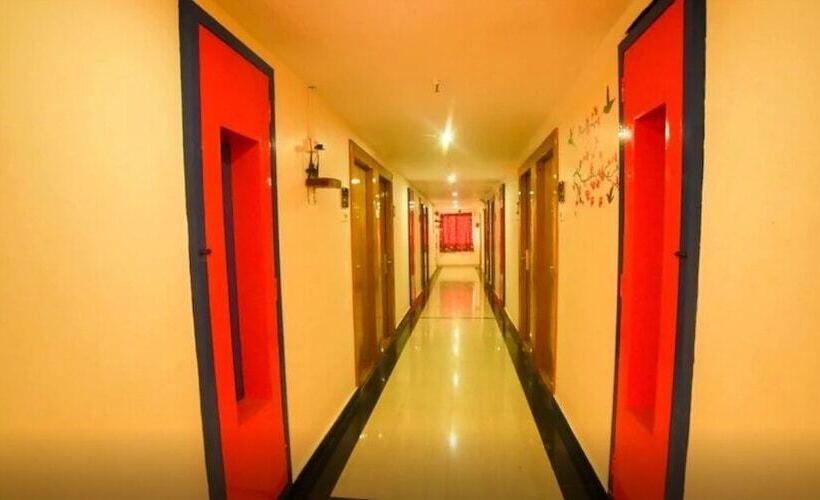 酒店 Sashi Paradise