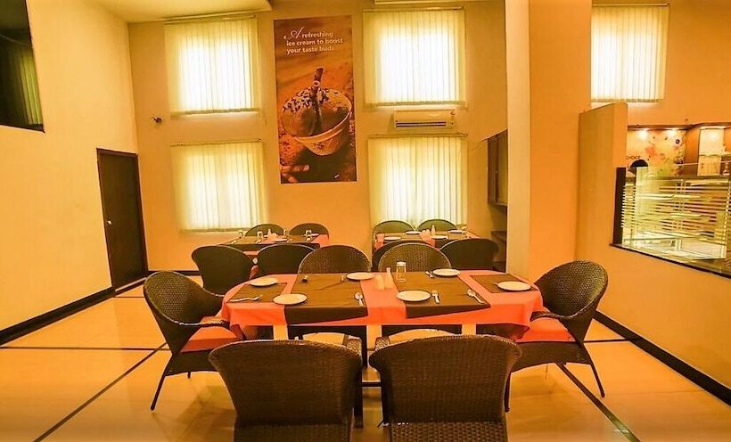 酒店 Sashi Paradise