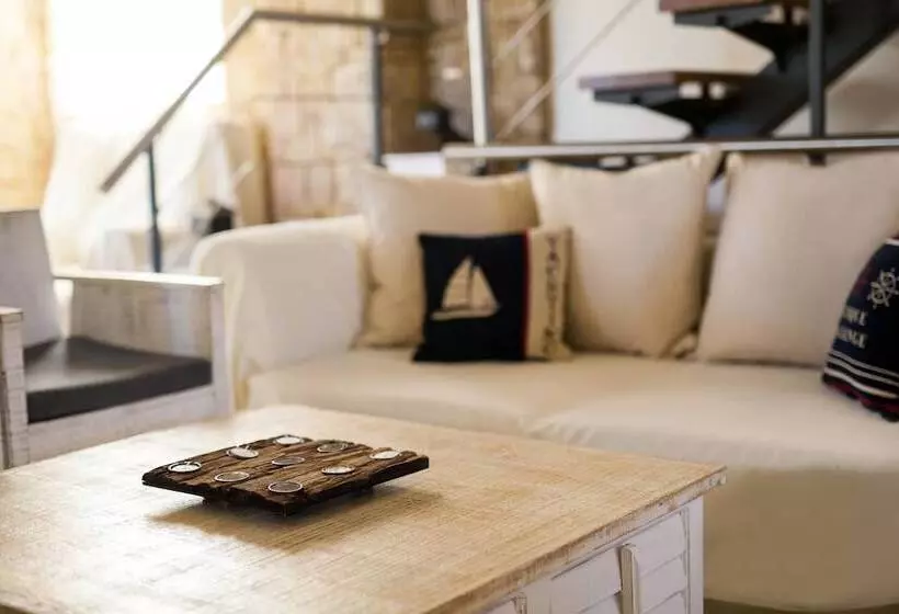 Inuit Ii Luxury Pool Villa