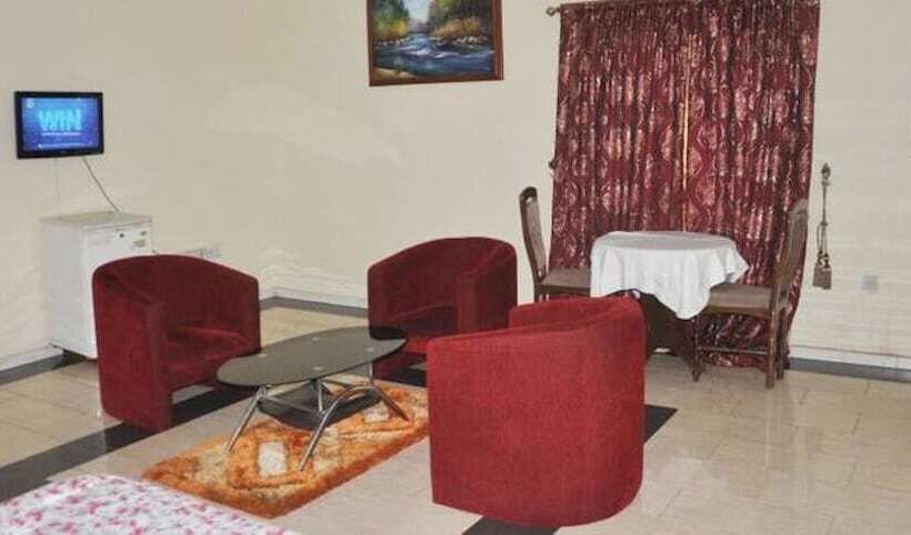 پانسیون The Noble Place