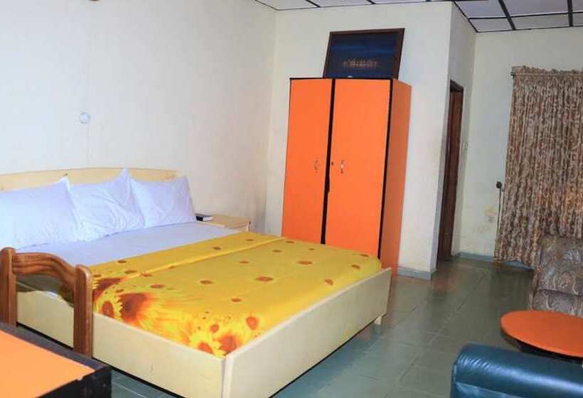 پانسیون The Noble Place