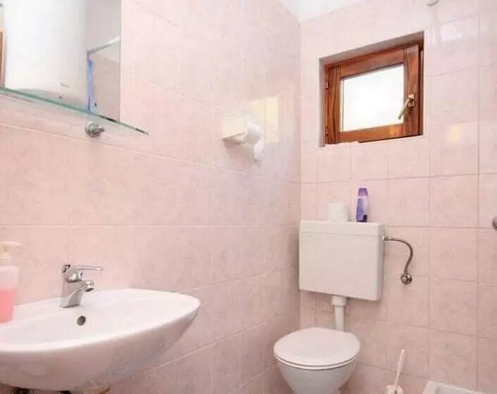 پانسیون Villa Ro Ela