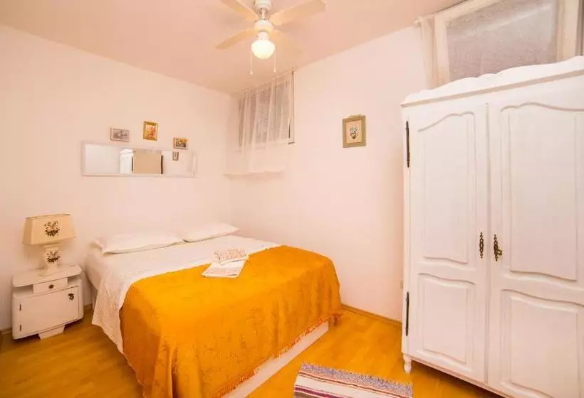 Apartmani Kala