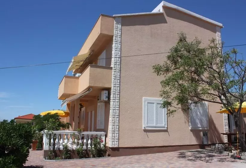 Apartments Kaja