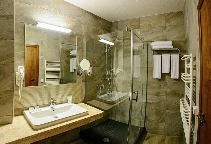 בית מלון כפרי Hot Springs Medical And Spa