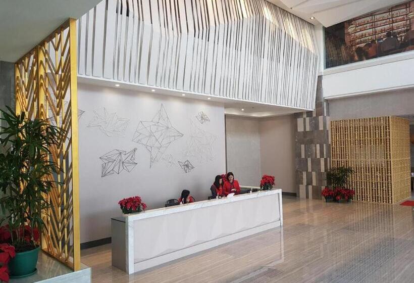 Travelite Hotel Legarda