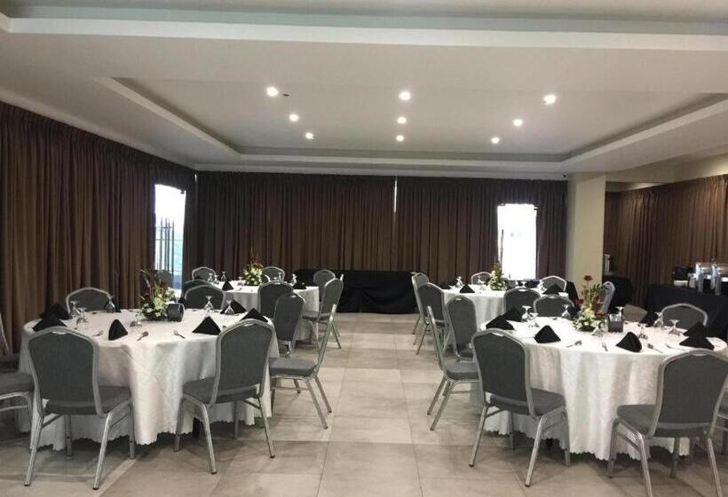 Travelite Hotel Legarda