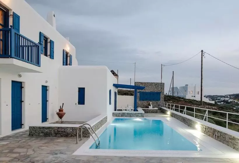 Mykonos Pro Care Suites