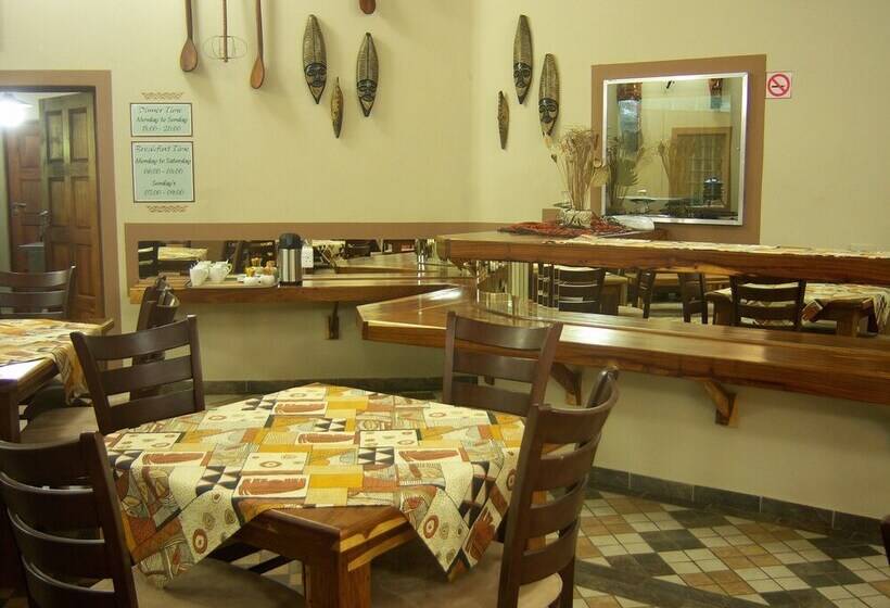 ペンション Madidinkwe Guest Villa