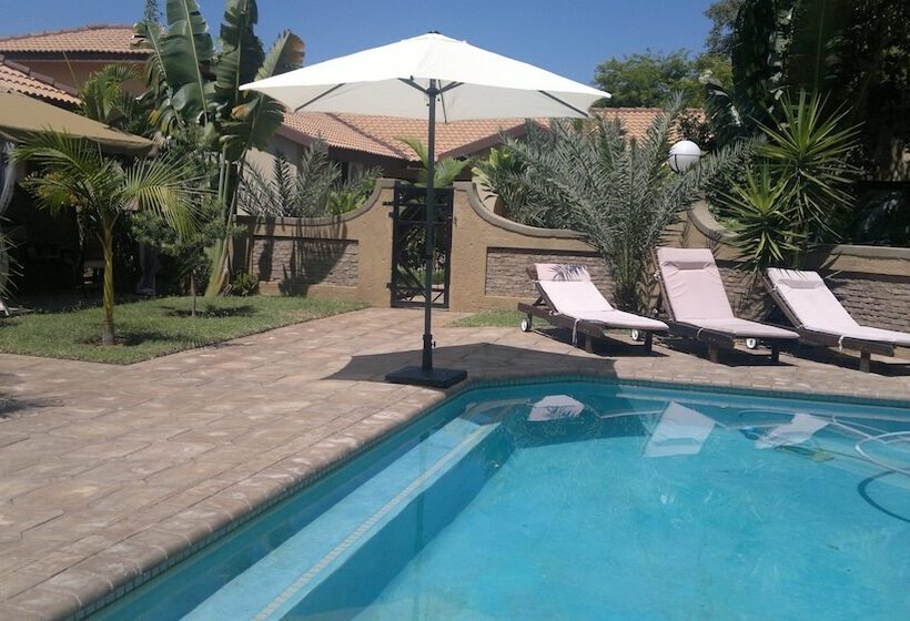 ペンション Madidinkwe Guest Villa