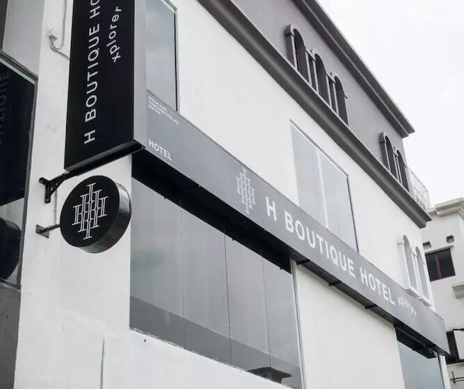 H Boutique Hotel Xplorer Kota Damansara
