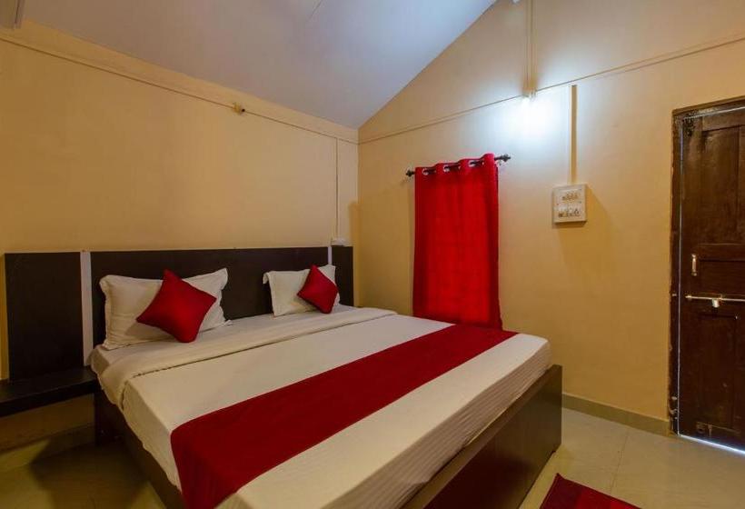 Szálloda Pleasure River Front