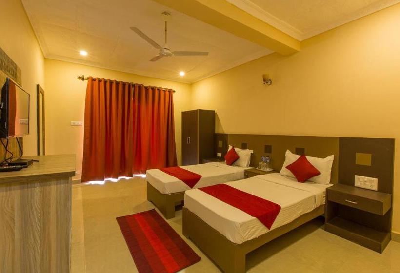 Szálloda Pleasure River Front