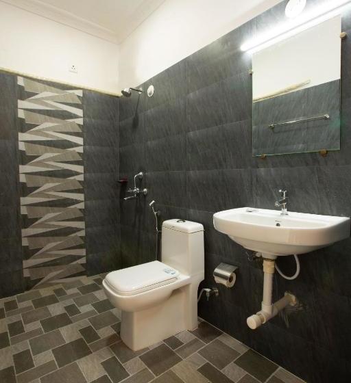 Szálloda Pleasure River Front