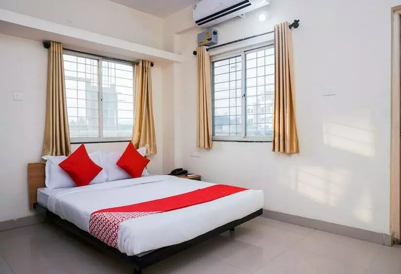 Hotelli Oyo Flagship 22520 Lakeview Lohegaon