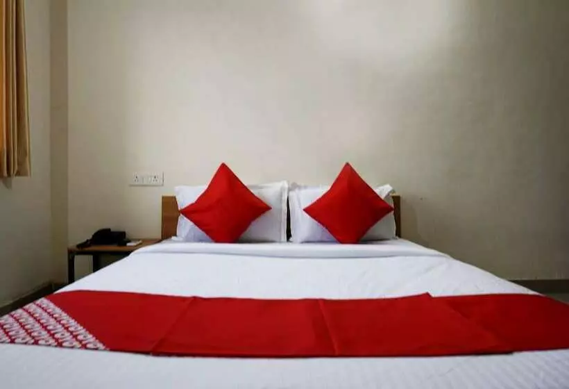 Hotelli Oyo Flagship 22520 Lakeview Lohegaon