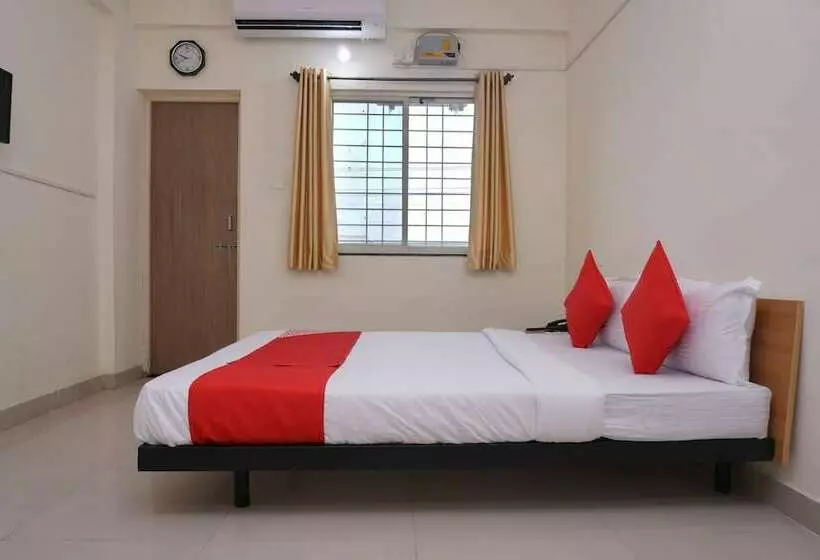 Hotelli Oyo Flagship 22520 Lakeview Lohegaon