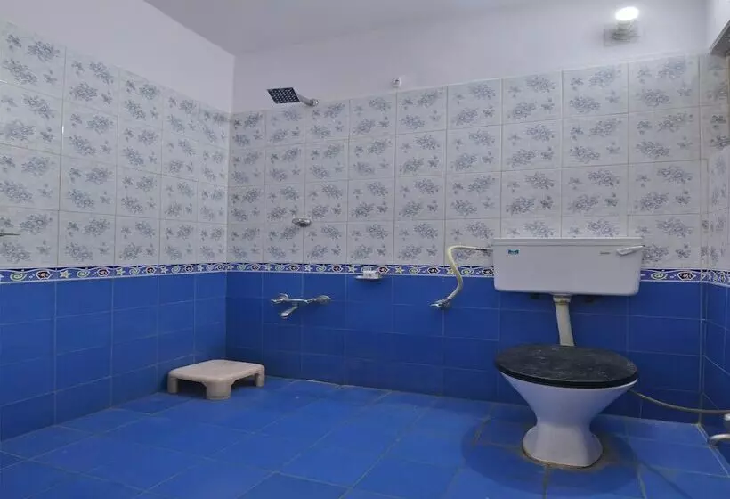 ホテル Utsav Residency By Oyo Rooms