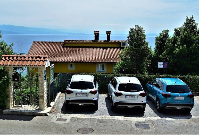 بنسيون Apartments And Rooms Vila Irma