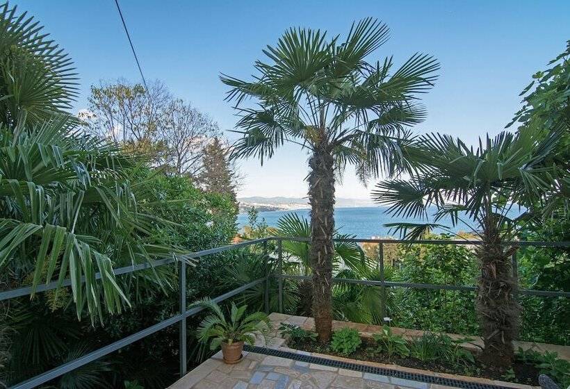 بنسيون Apartments And Rooms Vila Irma