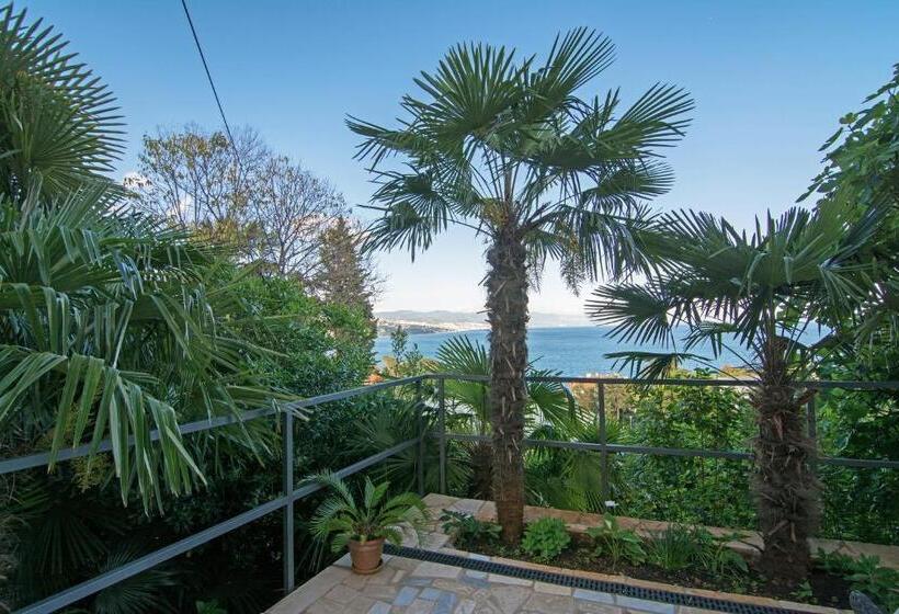 بنسيون Apartments And Rooms Vila Irma