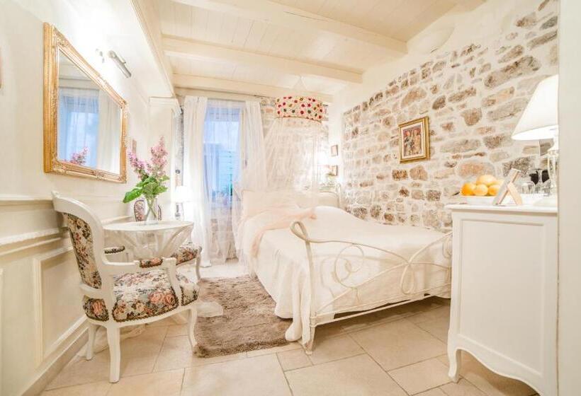 Panzió Villa Segalla