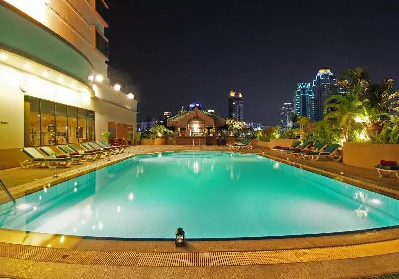 Hotel Ramada By Wyndham D Ma Bangkok