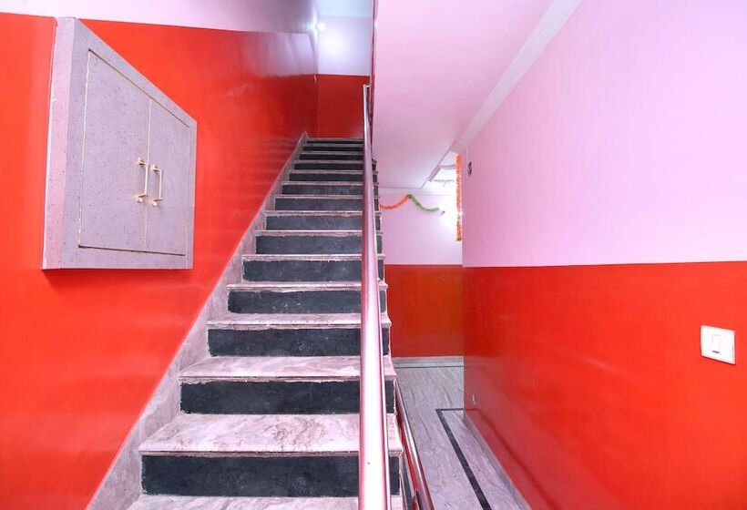 هتل City Luxury 45 By Oyo Rooms