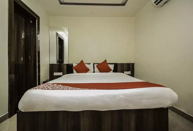 Hotelli Galaxy Palace By Oyo Rooms