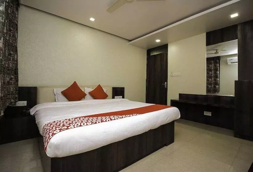 Hotelli Galaxy Palace By Oyo Rooms