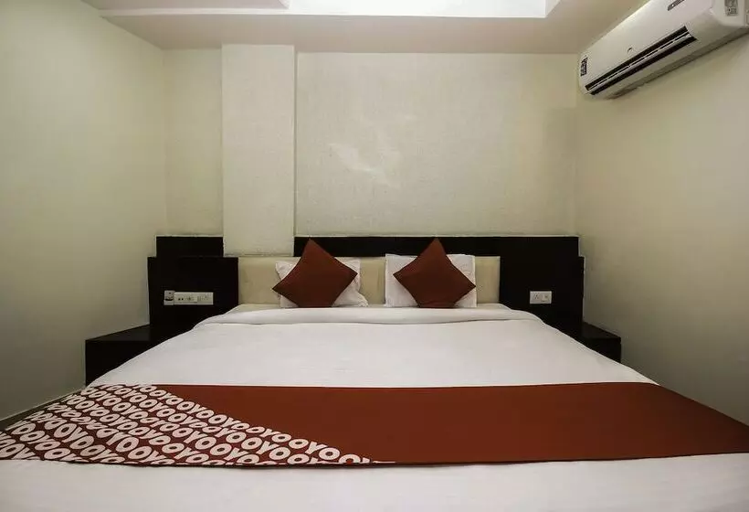 Hotelli Galaxy Palace By Oyo Rooms